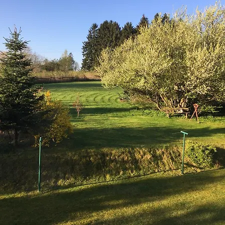 La Remise - Les Bed & Breakfast Neufchâteau